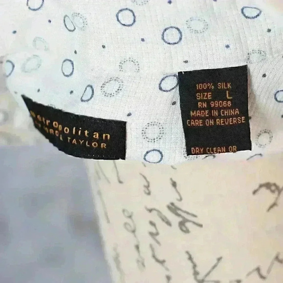 Lord & Taylor 100% silk cream w/ grey/blue pattern size Men's Large button down - Picture 8 of 9
